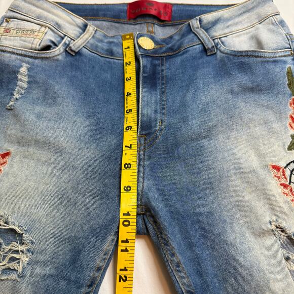 Yonder’s Embroidered Jeans Distressed Size 29 Skinny Floral Whimsygoth **READ**‎ - Picture 15 of 16